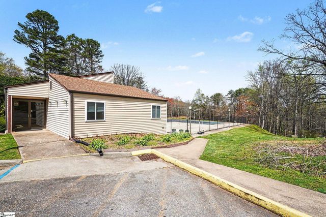 1106 Charter Oaks Drive, Taylors, SC 29687