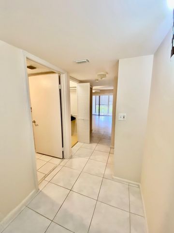 5900 Camino Del Sol 206, Boca Raton, FL 33433