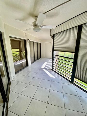 5900 Camino Del Sol 206, Boca Raton, FL 33433