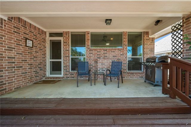 2325 Kendal Green Circle, College Station, TX 77845