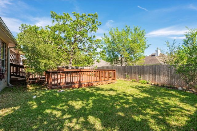 2325 Kendal Green Circle, College Station, TX 77845