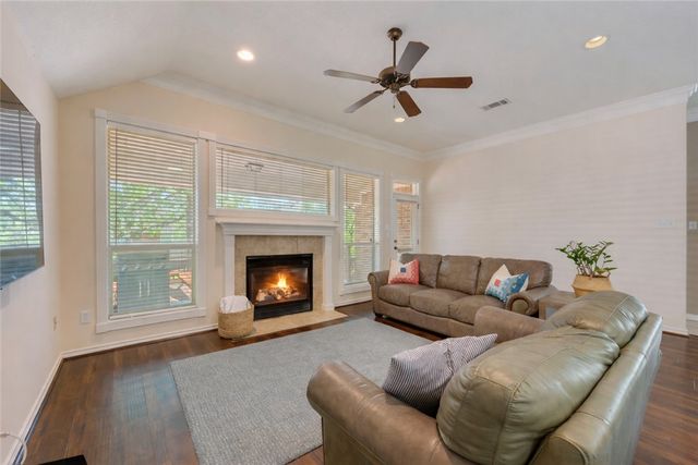 2325 Kendal Green Circle, College Station, TX 77845