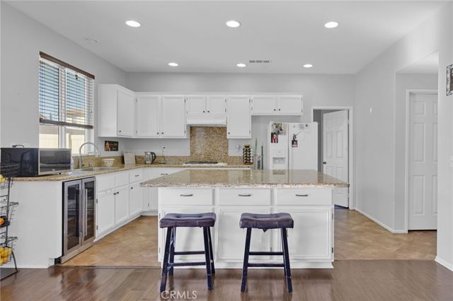 12973 Newport, Hesperia, CA 92344