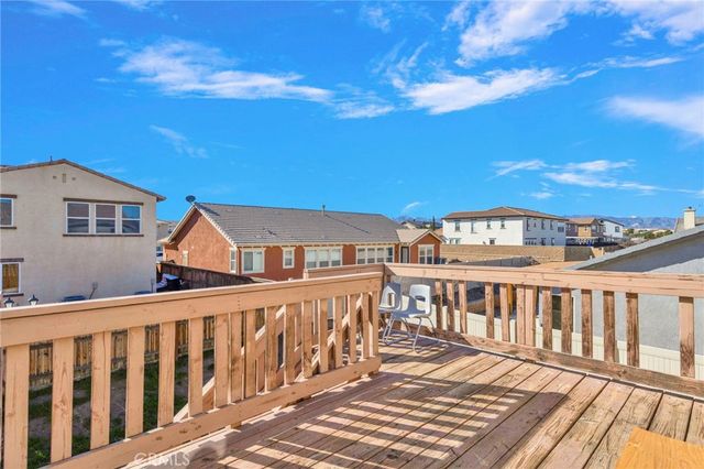 12973 Newport, Hesperia, CA 92344