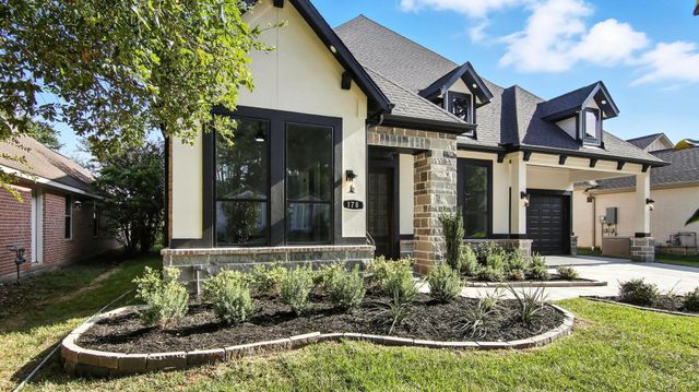 178 Wyndemere Drive, Montgomery, TX 77356