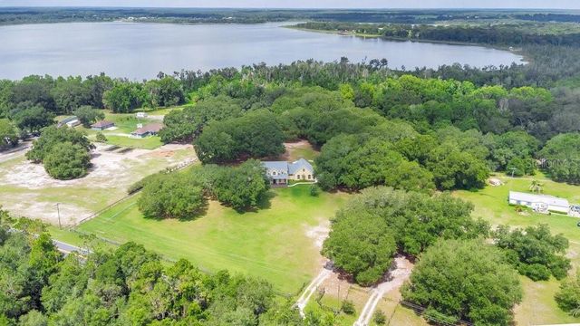 3700 SE 183RD AVENUE ROAD, Ocklawaha, FL 32179