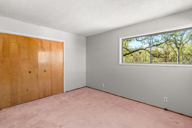 11515 Michael Road, Central Point, OR 97502