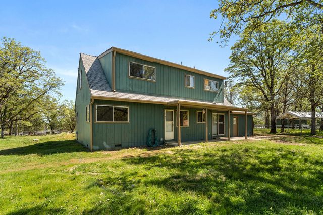 11515 Michael Road, Central Point, OR 97502