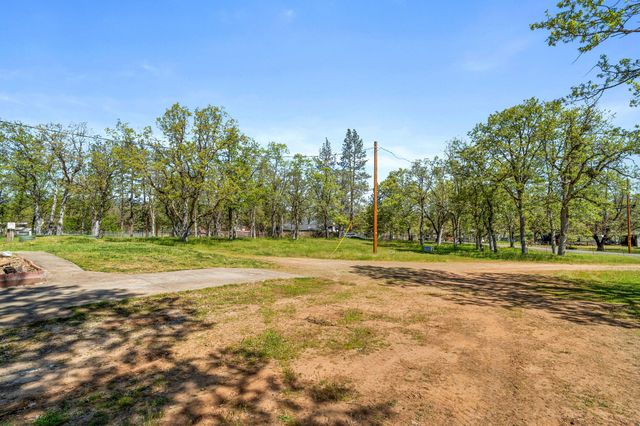 11515 Michael Road, Central Point, OR 97502