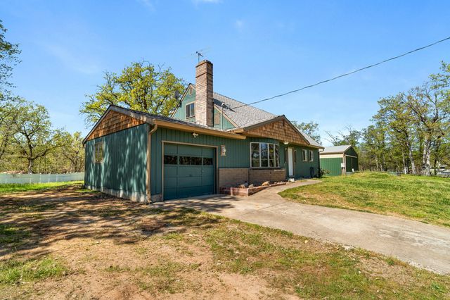 11515 Michael Road, Central Point, OR 97502