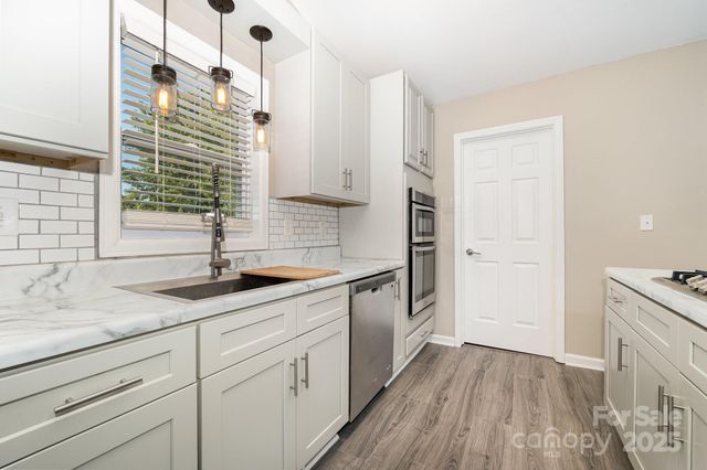 152 Sparrow Lane, Statesville, NC 28625