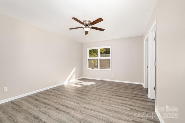 152 Sparrow Lane, Statesville, NC 28625