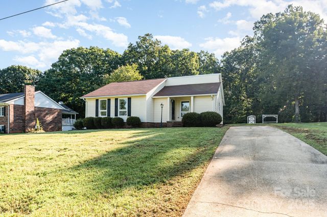 152 Sparrow Lane, Statesville, NC 28625