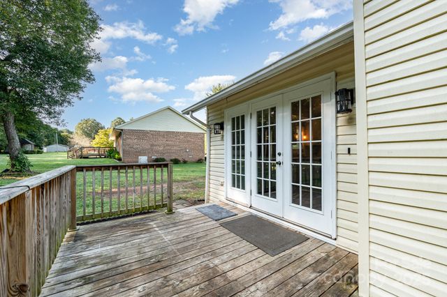 152 Sparrow Lane, Statesville, NC 28625