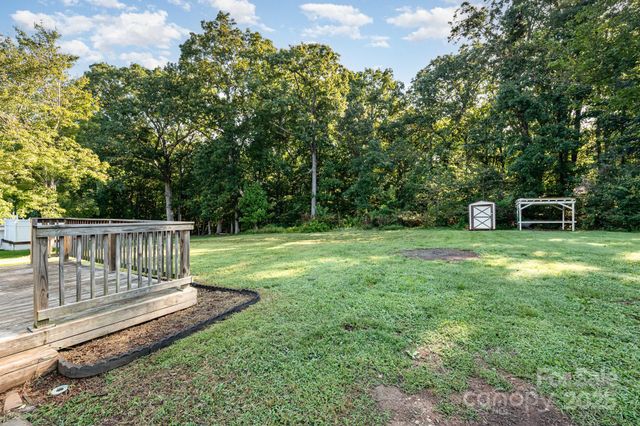 152 Sparrow Lane, Statesville, NC 28625