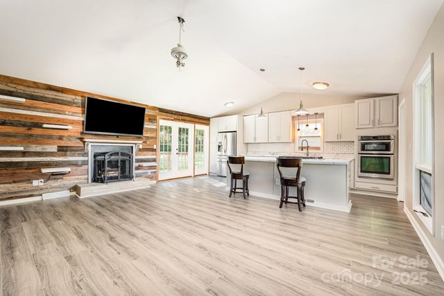 152 Sparrow Lane, Statesville, NC 28625