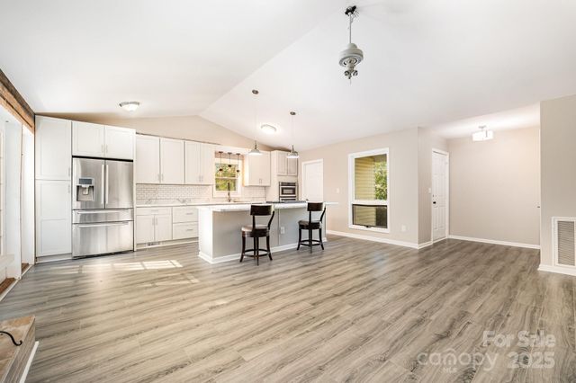 152 Sparrow Lane, Statesville, NC 28625