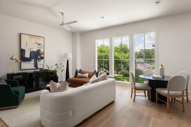 1411 Thornton Road, Houston, TX 77018