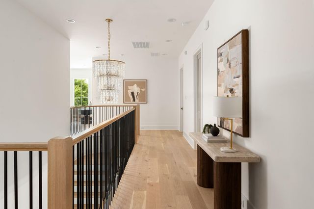 1411 Thornton Road, Houston, TX 77018
