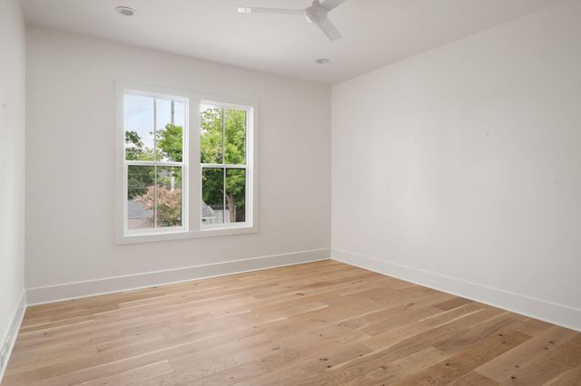 1411 Thornton Road, Houston, TX 77018