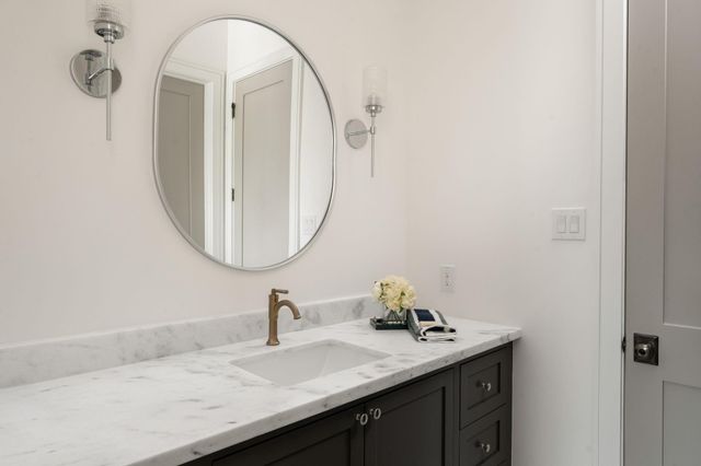 1411 Thornton Road, Houston, TX 77018