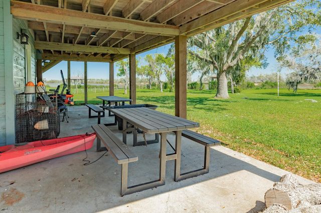 1113 Rio Vista Drive, Brazoria, TX 77422