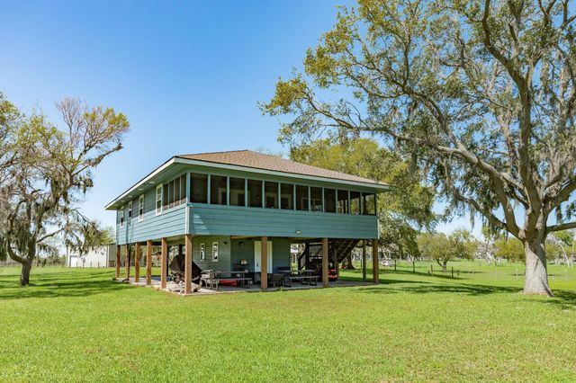 1113 Rio Vista Drive, Brazoria, TX 77422