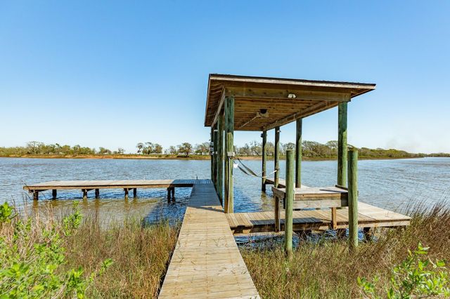 1113 Rio Vista Drive, Brazoria, TX 77422