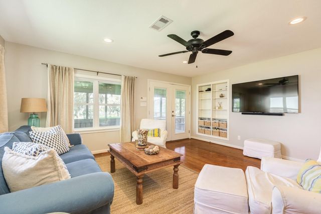 1113 Rio Vista Drive, Brazoria, TX 77422