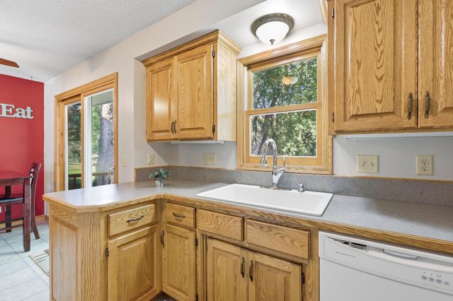 11757 Jefferson Street NE, Blaine, MN 55434