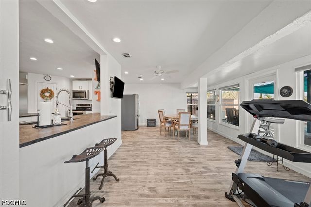 12213 Star Shell DR, Matlacha Isles, FL 33991