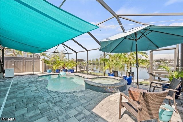 12213 Star Shell DR, Matlacha Isles, FL 33991