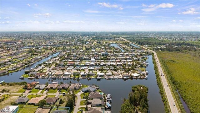 12213 Star Shell DR, Matlacha Isles, FL 33991