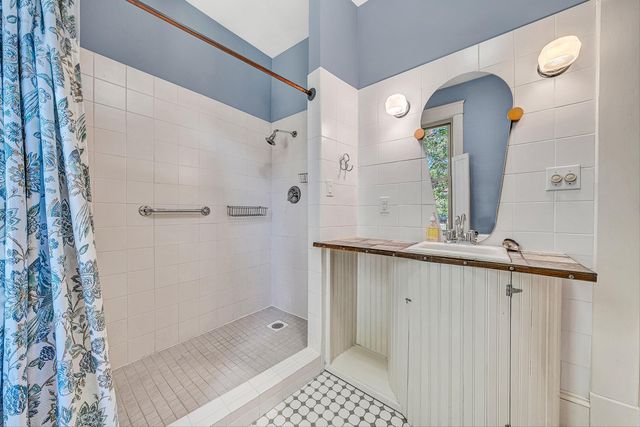 519 Woods AVE, Roanoke, VA 24016
