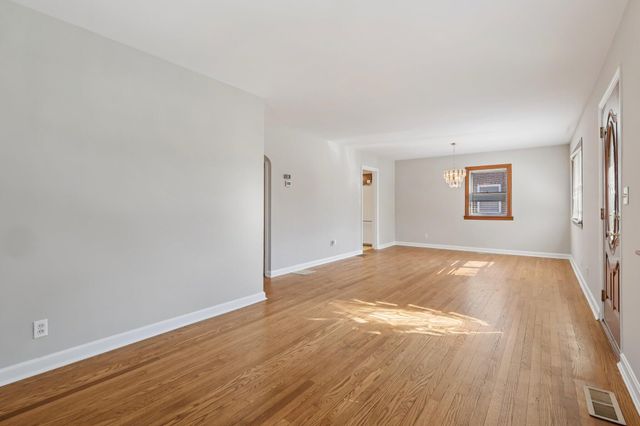 2666 Vanderen Drive, Lakeside Park, KY 41017