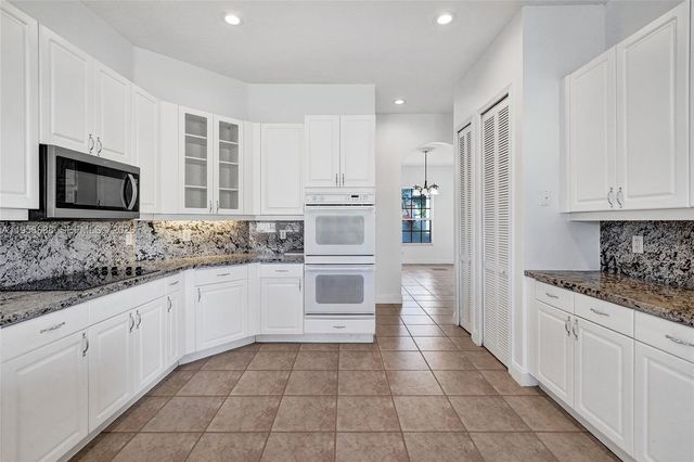 14621 SW 35th St, Miramar, FL 33027