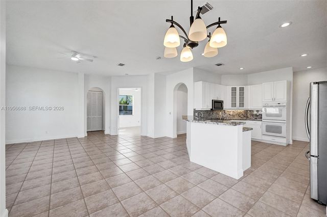 14621 SW 35th St, Miramar, FL 33027