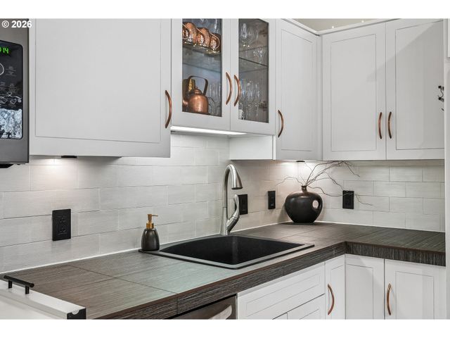 416 Nw 13TH Ave 204, Portland, OR 97209