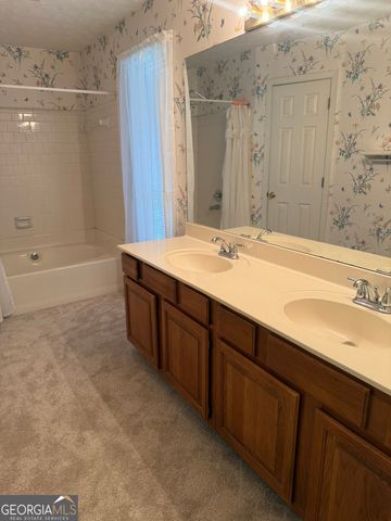 682 Bridge Way, Lithonia, GA 30058