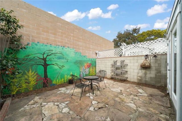 310 North Pacific Coast Highway, Redondo Beach, CA 90277