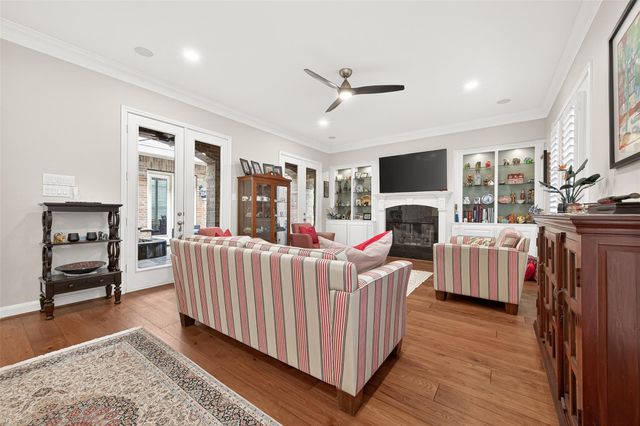 71 Mill Point Place, The Woodlands, TX 77380