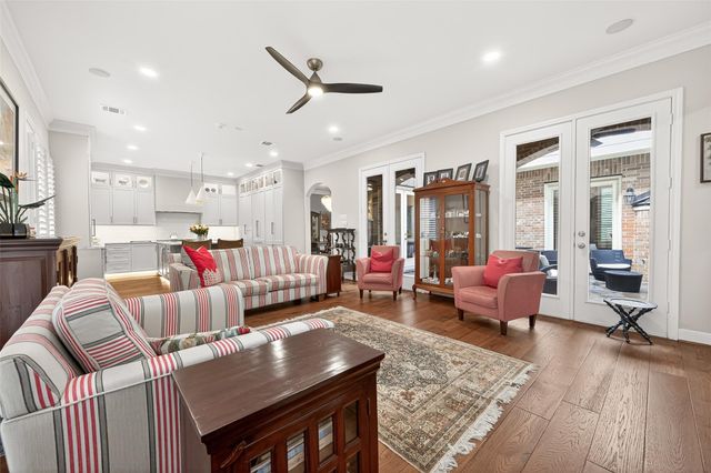 71 Mill Point Place, The Woodlands, TX 77380
