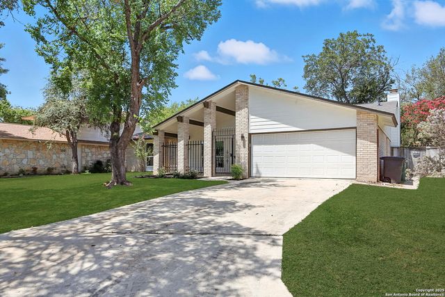 9247 Braswell St, San Antonio, TX 78254