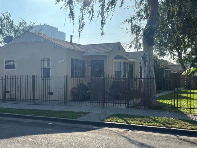 338 W Magnolia Street, Compton, CA 90220