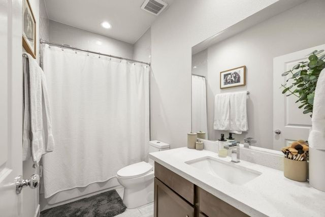 726 Carriage Knolls Drive, Houston, TX 77008