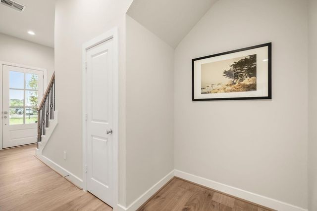 726 Carriage Knolls Drive, Houston, TX 77008