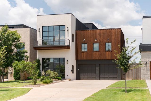 137 NE 14th Street, Oklahoma City, OK 73104