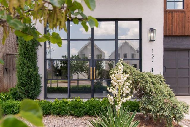 137 NE 14th Street, Oklahoma City, OK 73104