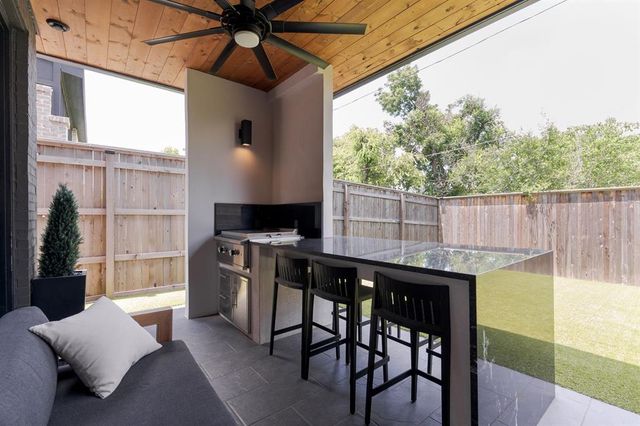 137 NE 14th Street, Oklahoma City, OK 73104