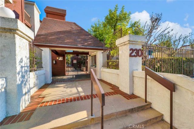 230 Bethany Road 211, Burbank, CA 91504